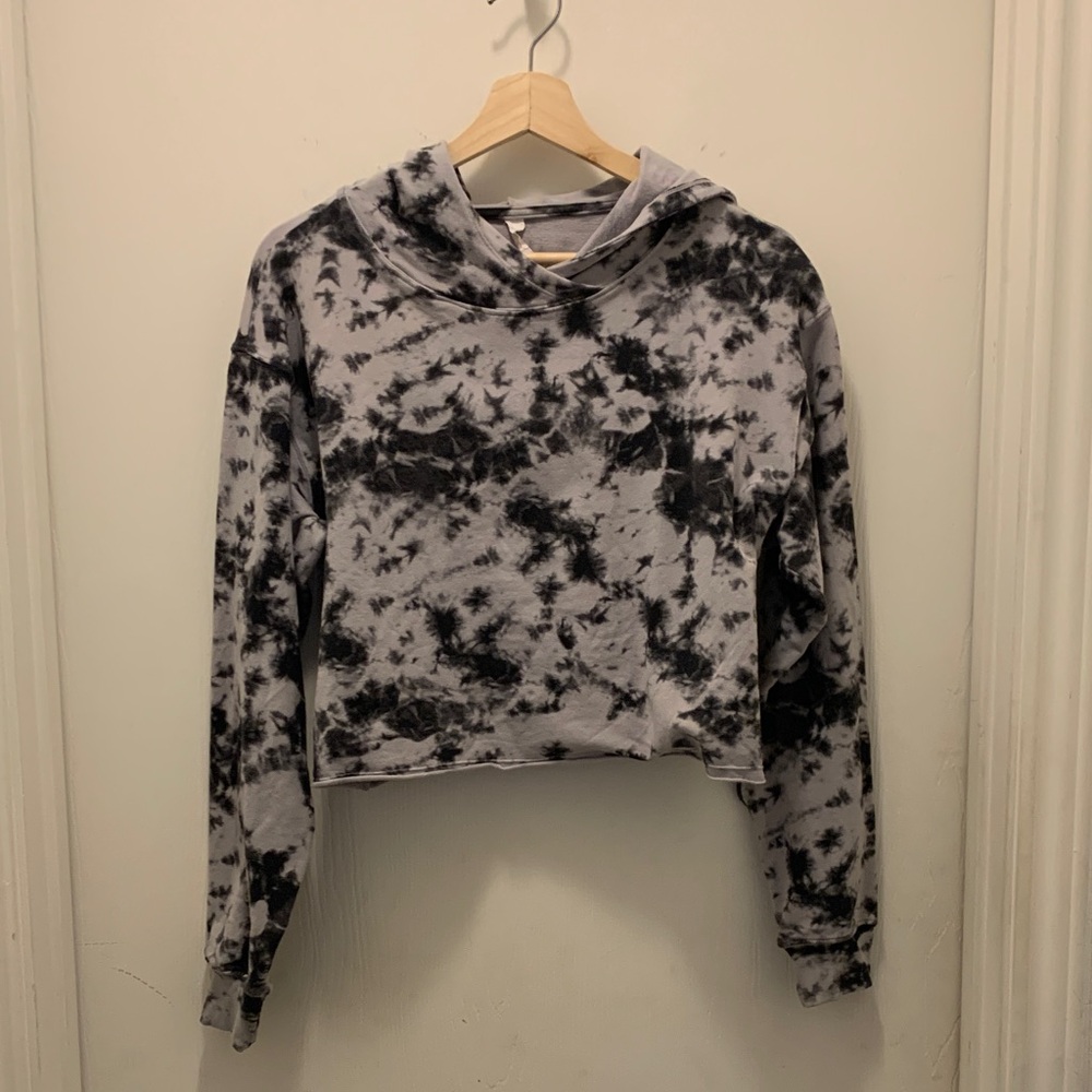 DYI Black and Gray Tie-Dye Hoodie